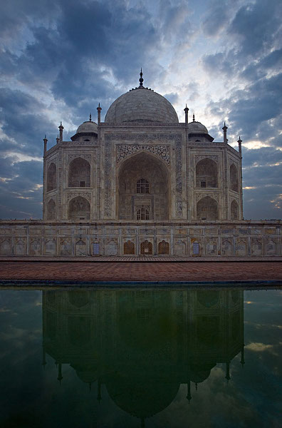 Taj Mahal face view